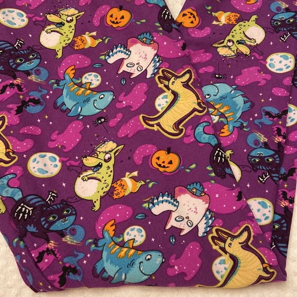 LULAROE Purple HALLOWEEN Monsters OS One Size Leggings Purple Pink Yellow Green - Picture 6 of 8